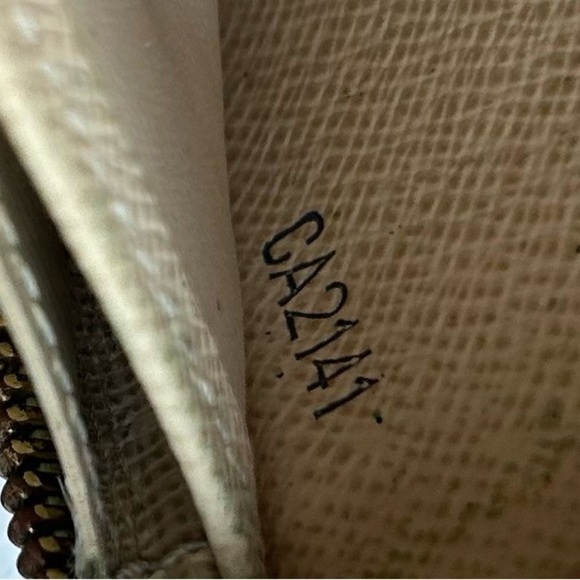 🙌SOLD🙌LV🖤Damier Azur Insolite Wallet - Picture 13 of 13